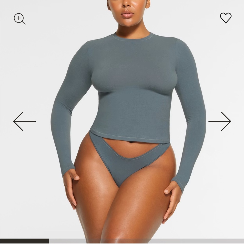SKIMS COTTON JERSEY LONG SLEEVE T-SHIRT in KYANITE